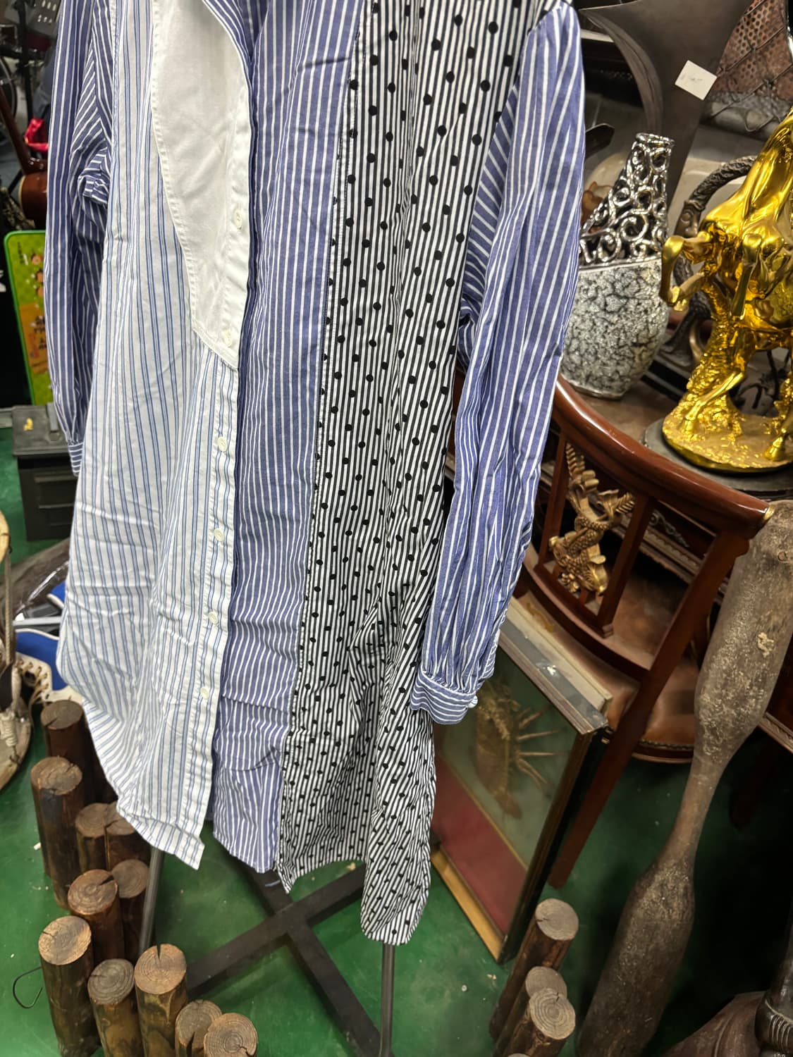 SJYP(스티브제이앤요니피)오버핏 언발란스 패치워크 롱 셔츠 상품이미지3