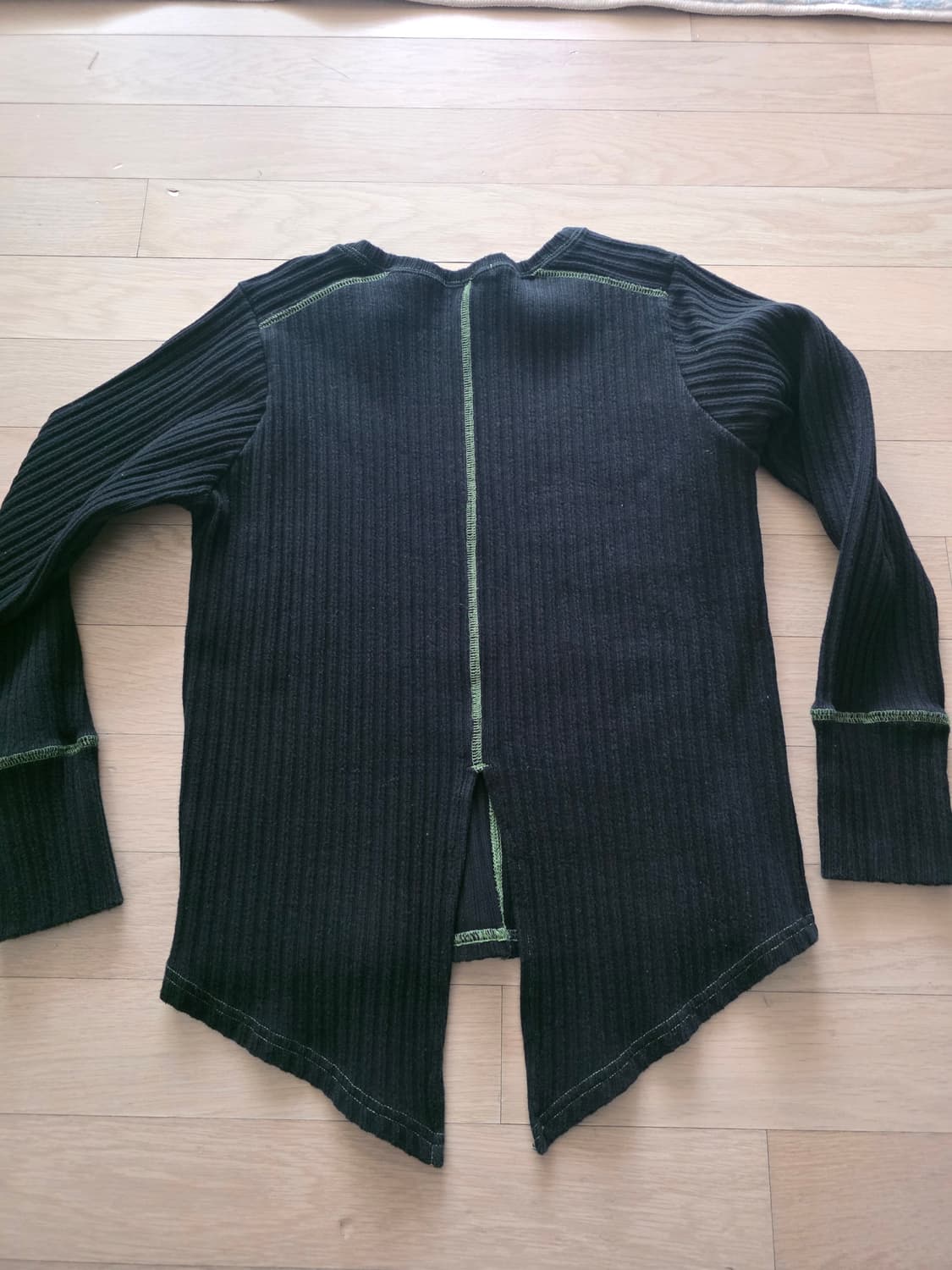 스티치 빈티지 맨투맨 뒷트임 상품이미지4