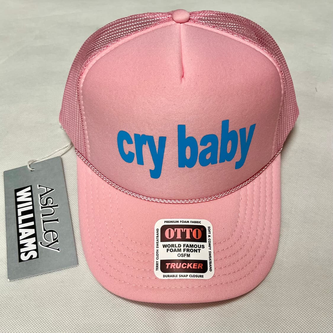 애슐리 윌리엄스 25fw 크라이 베이비 트러커 캡/핑크 상품이미지1