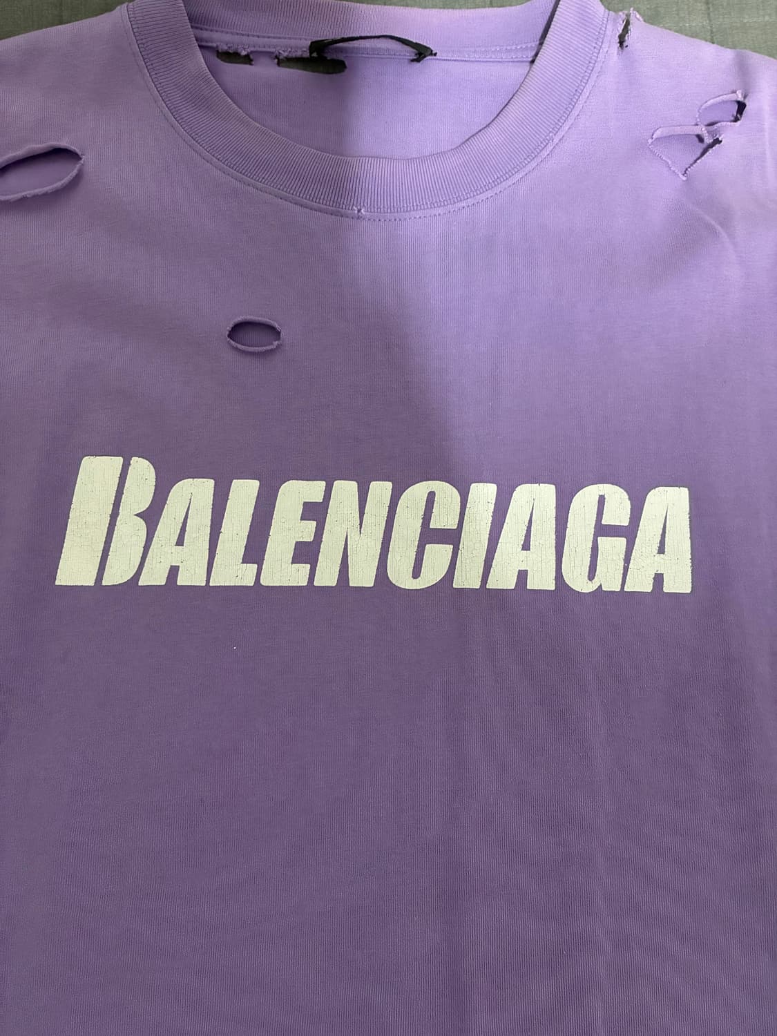 [XS] 발렌시아가 디스트로이드 반팔 티셔츠 라벤더 상품이미지2