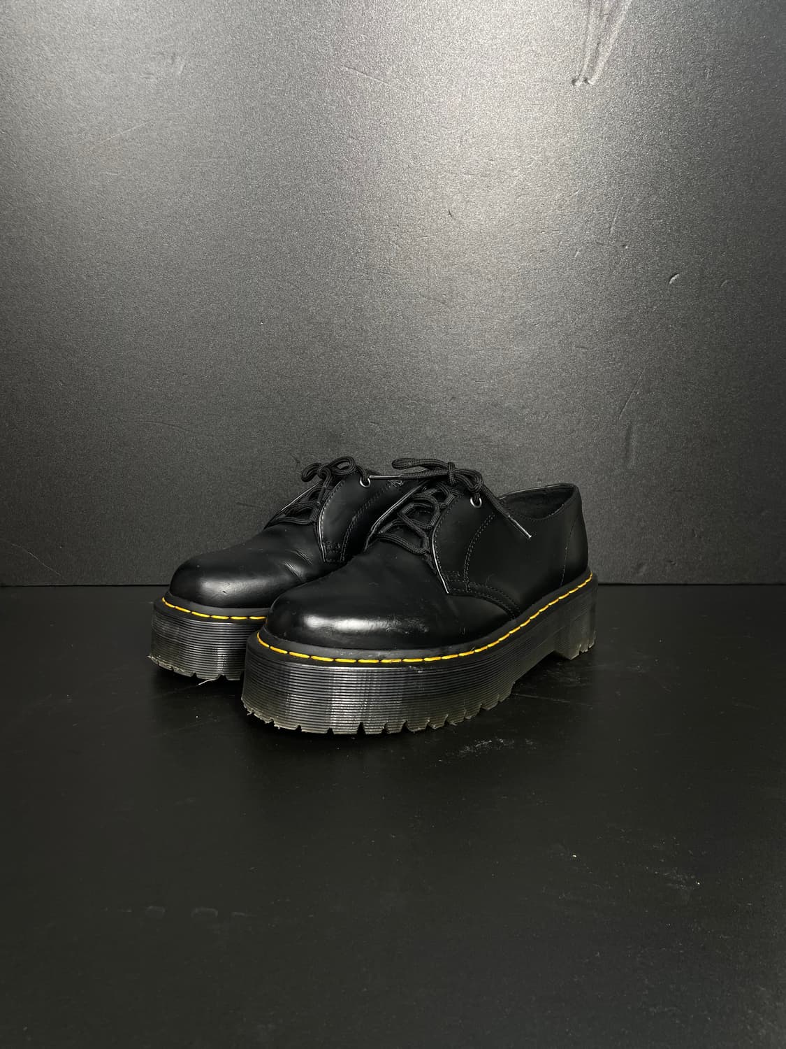 [255] 닥터마틴 재릭 쿼드 3홀 상품이미지1