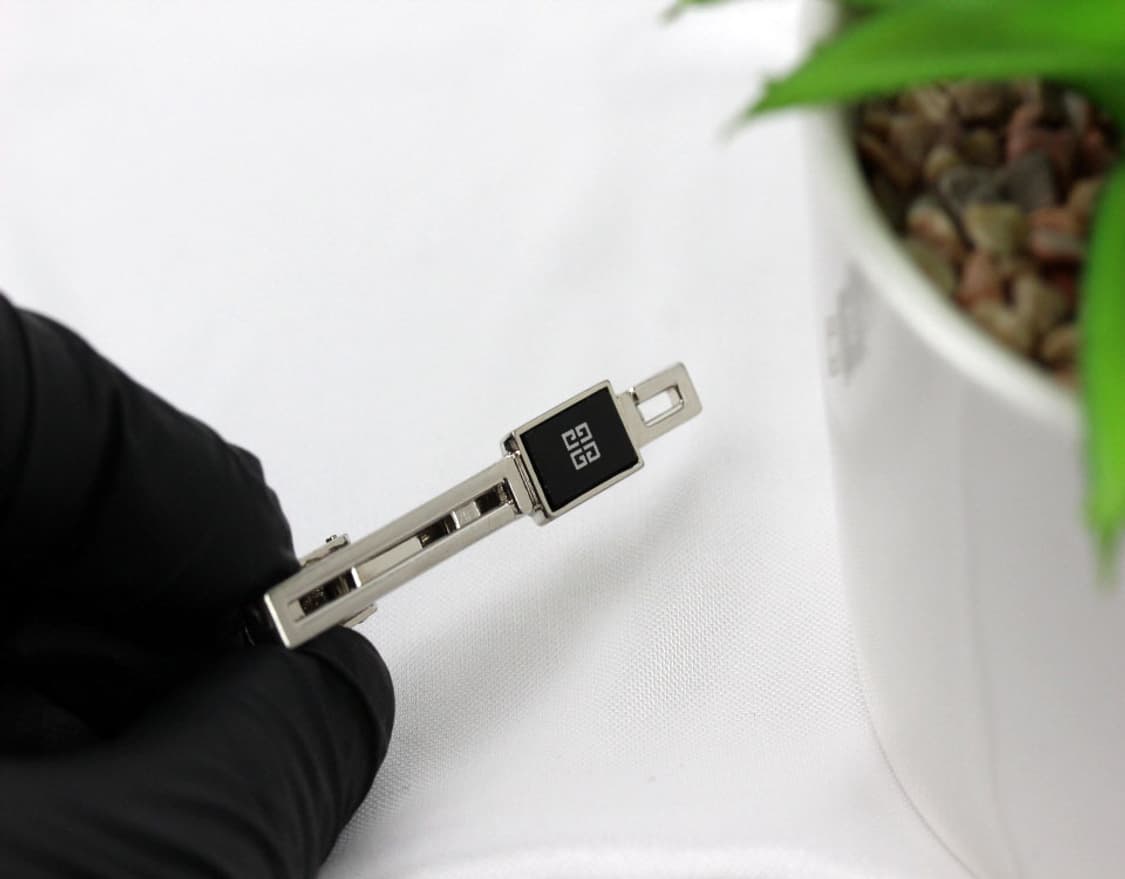 지방시 B+등급 5cm 남자 명품 넥타이핀 상품이미지4