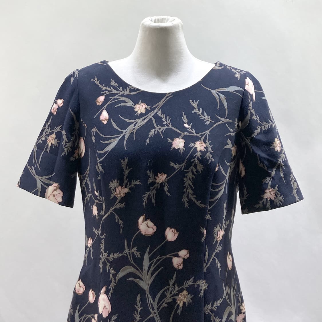 미니멈 여성플라워원피스 네이비 90  상품이미지2
