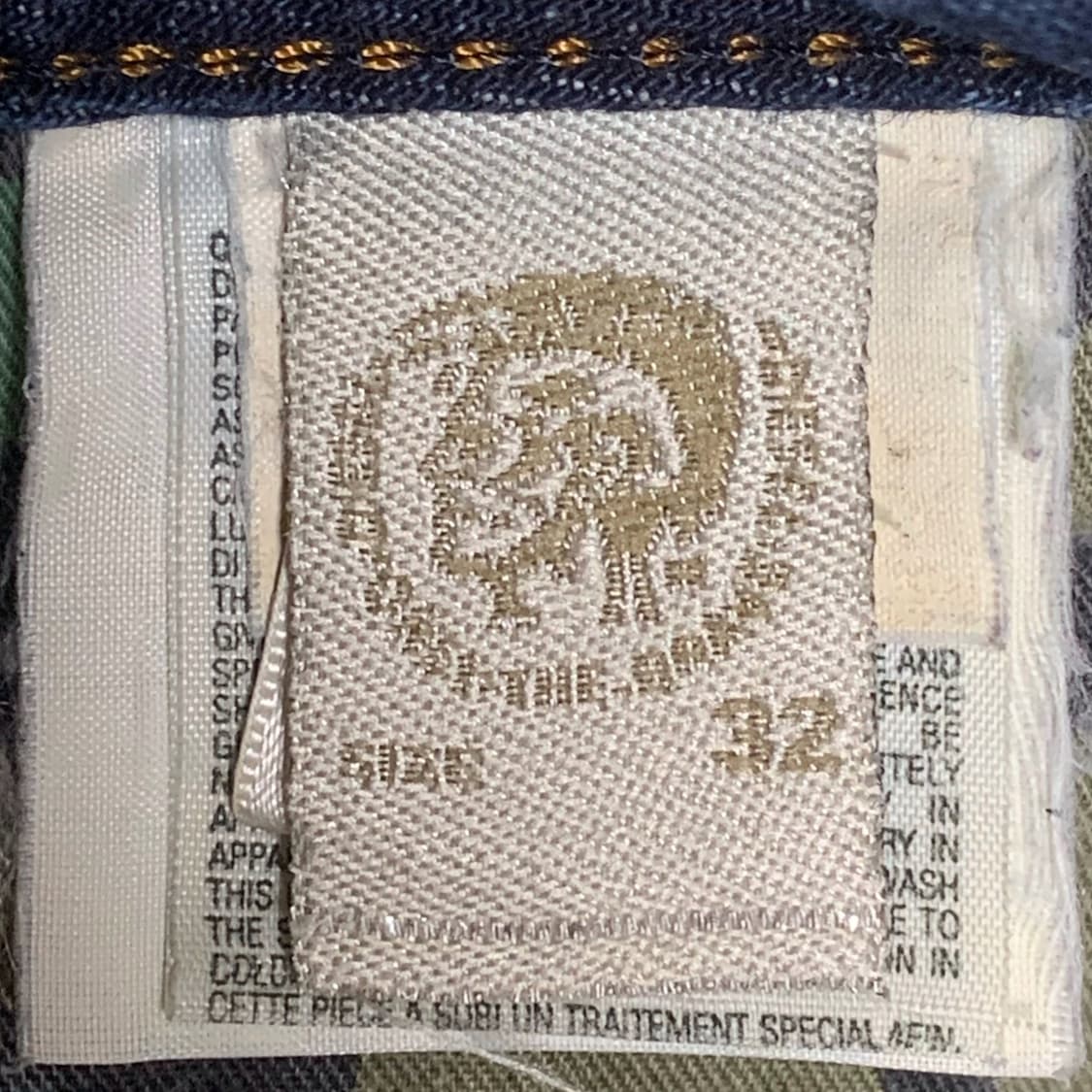 [표기 32, 실측 35] 디젤 LEVAN 부츠컷 데님팬츠 상품이미지6