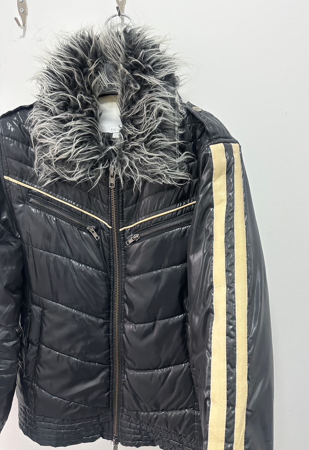 00s shaggy fur padded jacket 상품이미지7