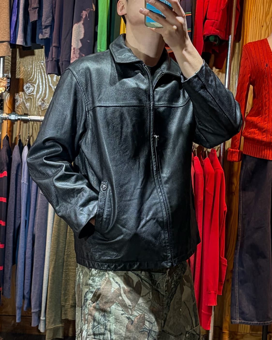 L VITANUOVA 각인 포켓 절개 쉽스킨 레더자켓 상품이미지1