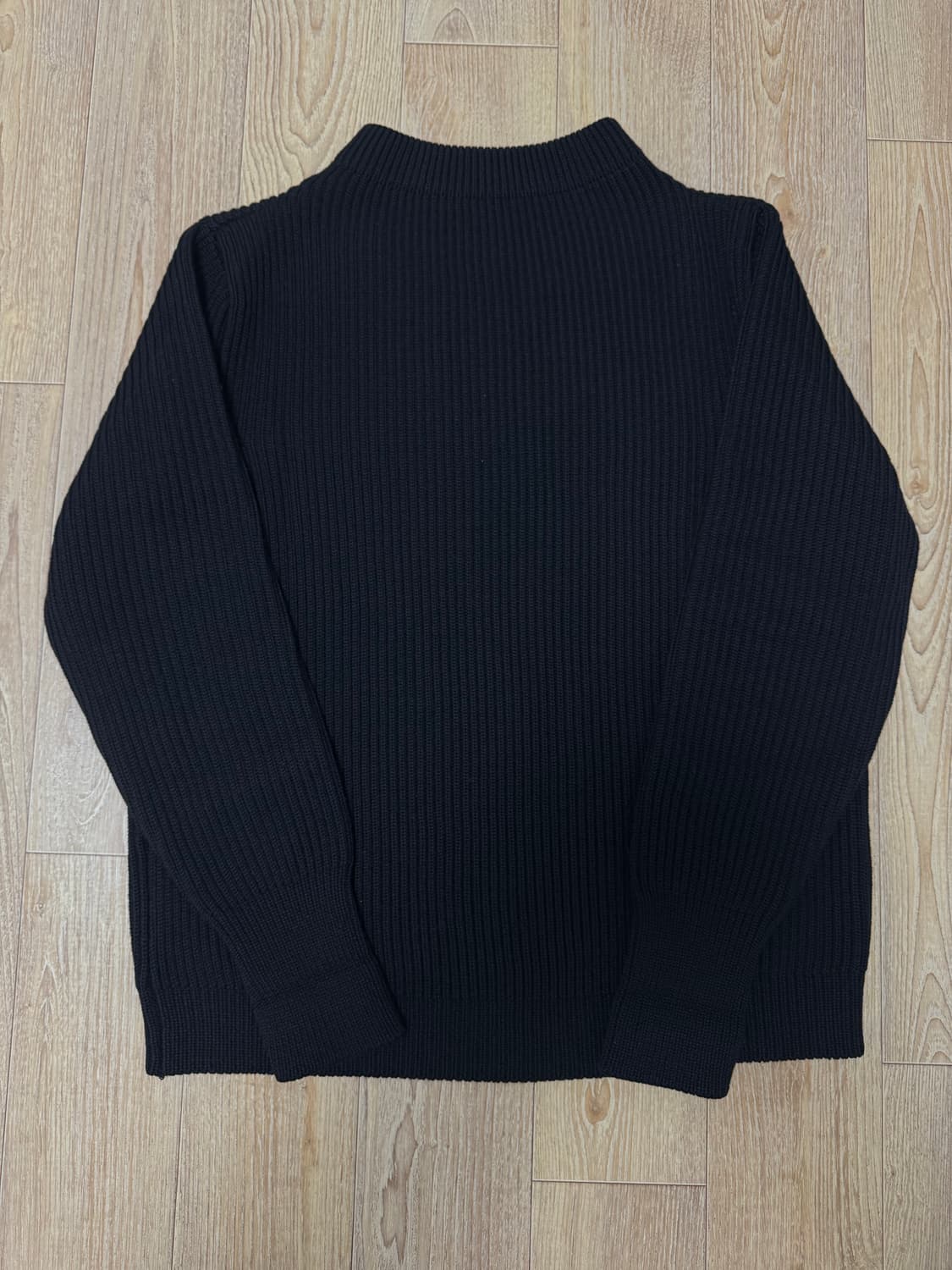 [L] 안데르센안데르센 네이비 크루넥 니트 블랙 상품이미지1