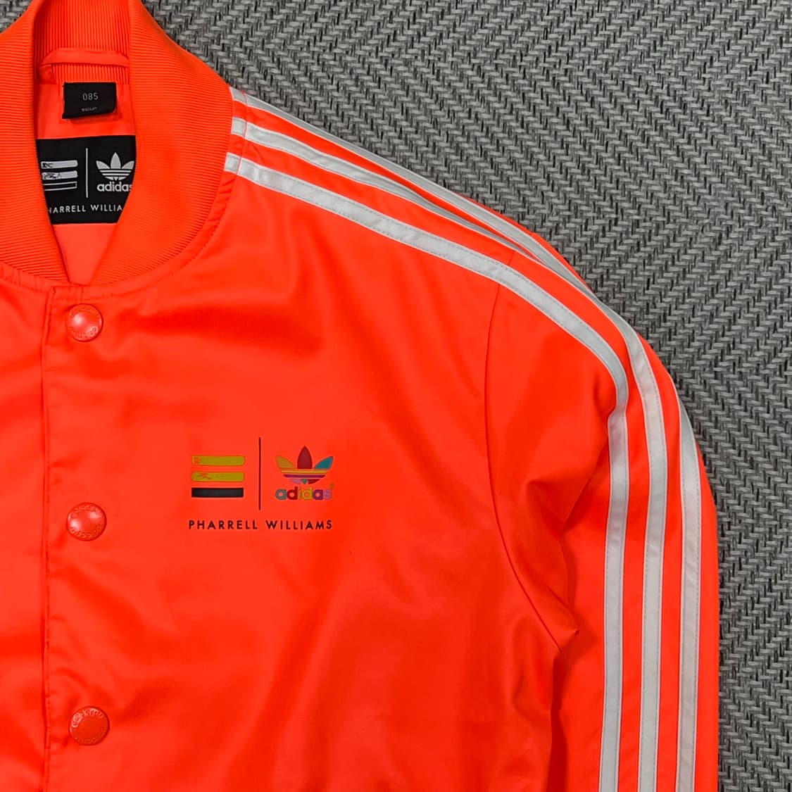 아디다스 퍼렐윌리엄스 바시티 v0715 상품이미지5