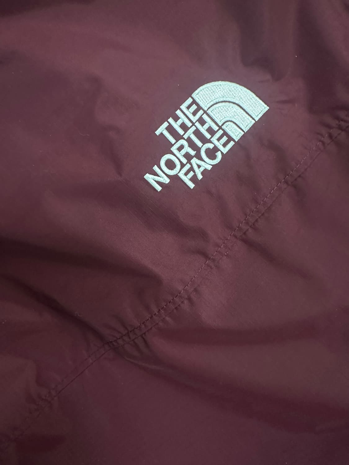 노스페이스 바람막이 버건디 희귀색 상품이미지4