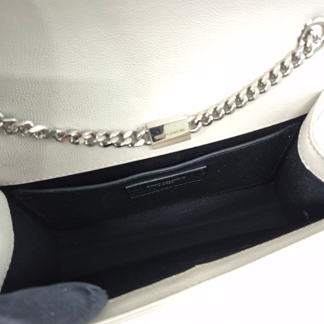 [감정완료] 생로랑 태슬 케이트 체인 숄더백 화이트 (474366) 상품이미지10