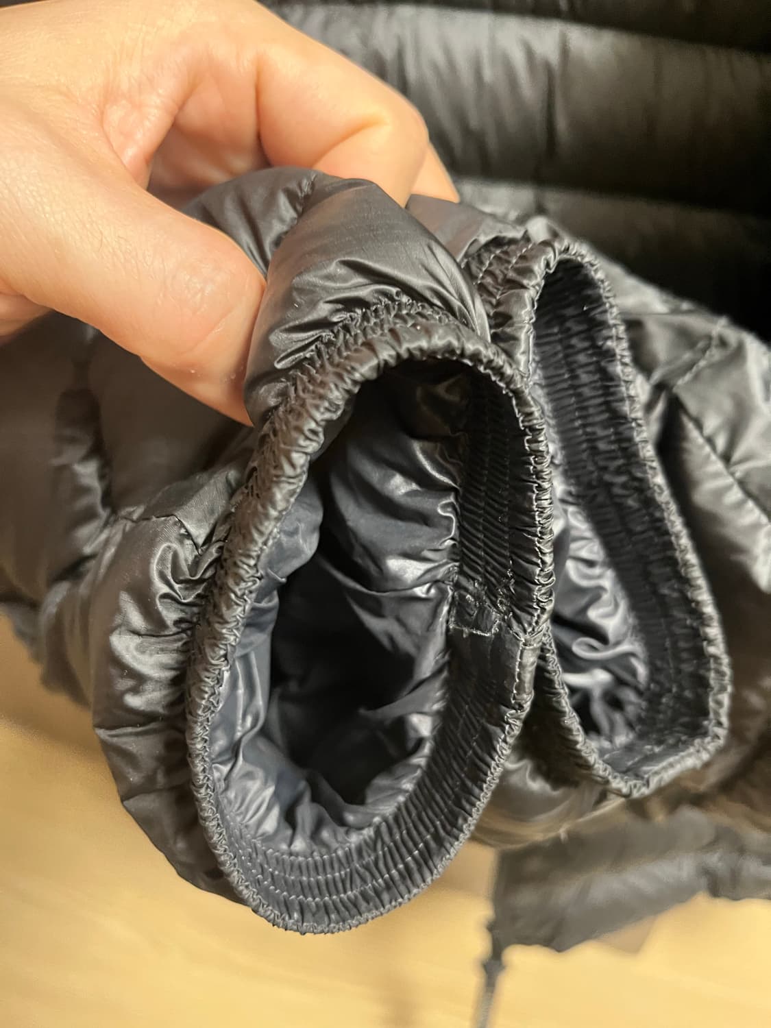 Cp컴퍼니 dd쉘 패딩 52 블랙 상품이미지3