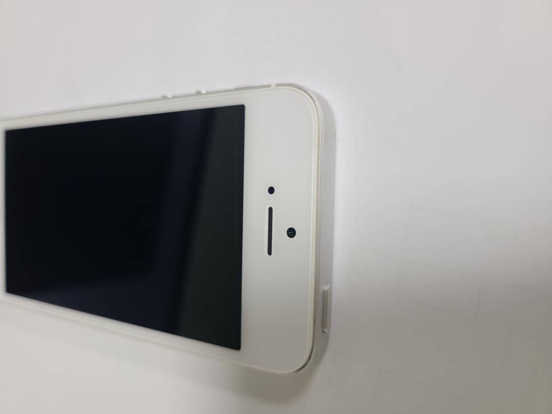 아이폰se 실버 32G 미국판무음 배터리100 상품이미지2