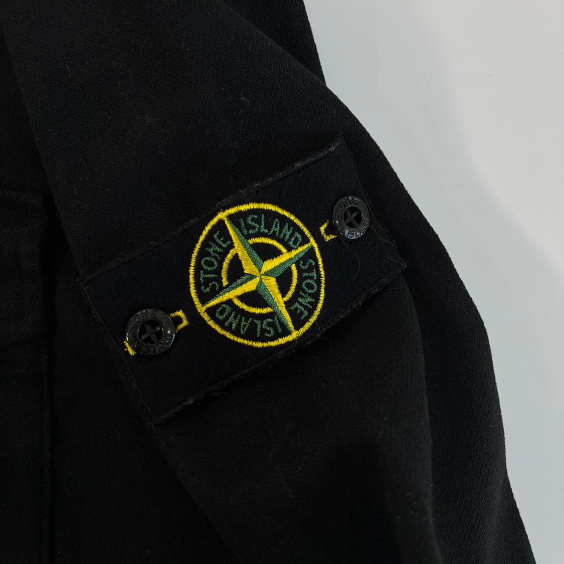 Stone island  스톤 아일랜드 와펜 블랙 투웨이 오버셔츠 자켓  상품이미지4