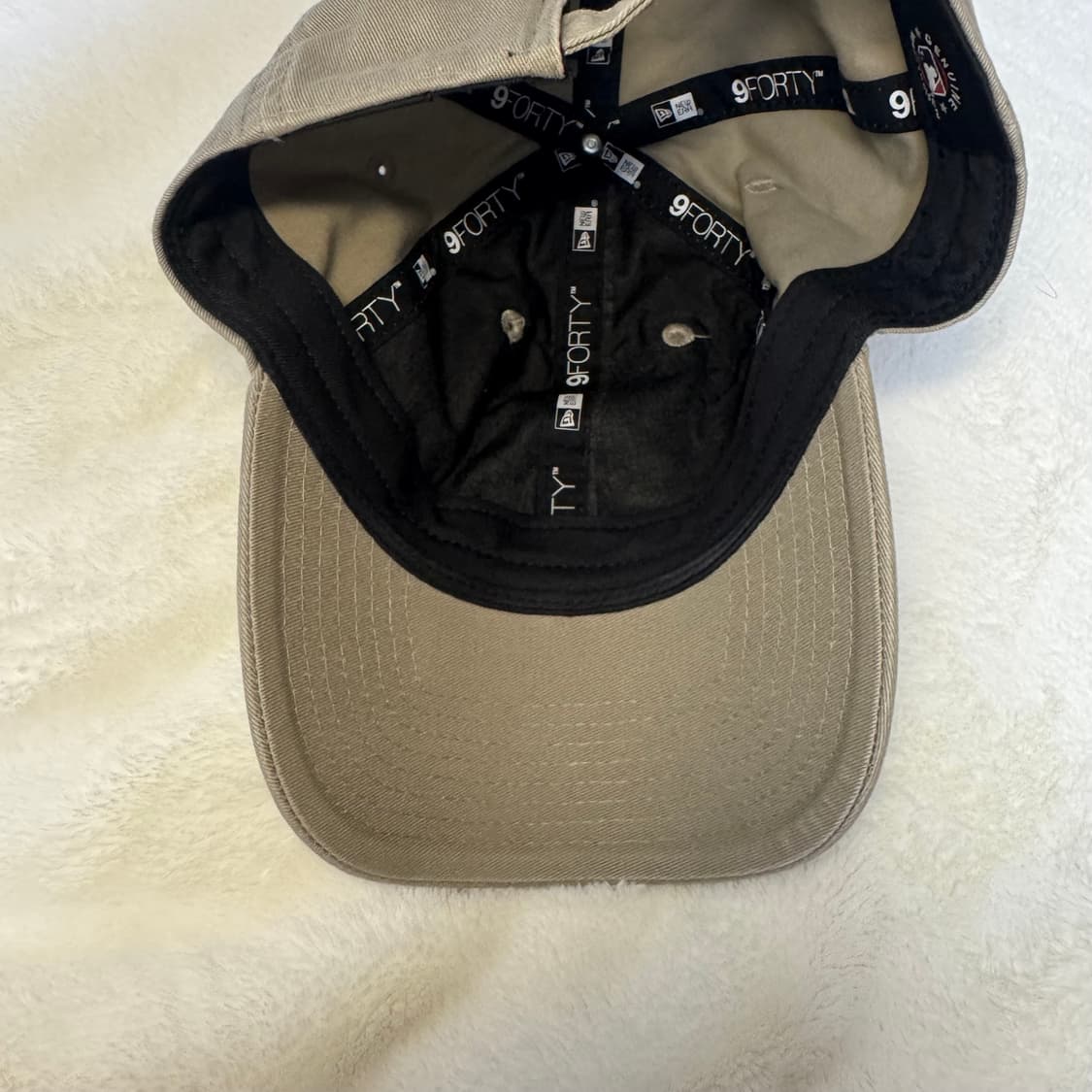 뉴에라 엠엘비 마이크로로고볼캡 베이지  상품이미지3