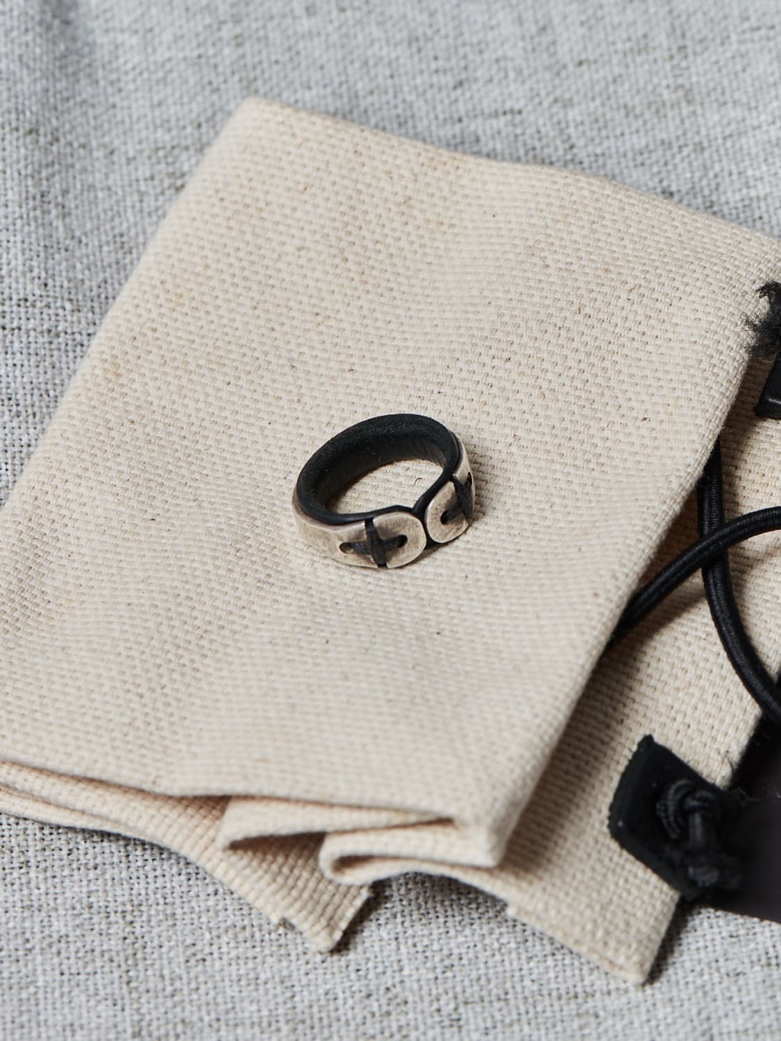 (이틀간만 판매) M.A+ 실버/레더 링 상품이미지1