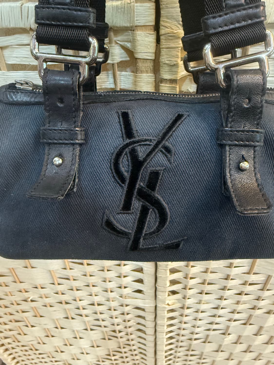 정품 생로랑 캔버스 미니 토트백 팝니다 상품이미지2