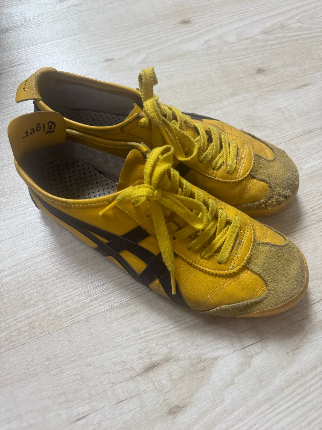 오니츠카 타이거 멕시코 66 옐로우 블랙 상품이미지2