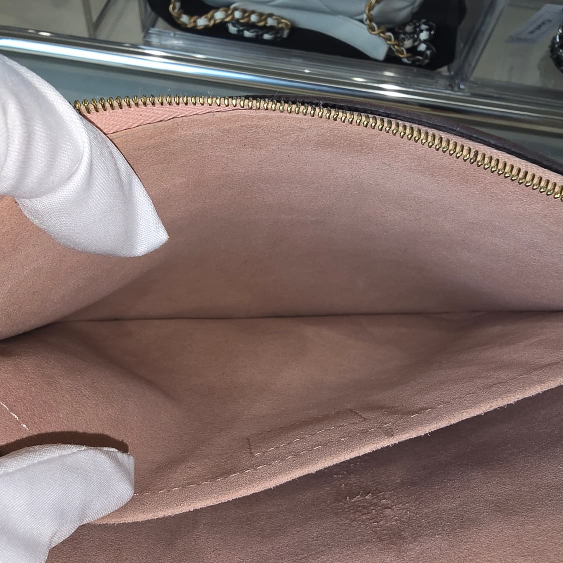 [정품/중고] 루이비통 모노그램 데일리 파우치 상품이미지9