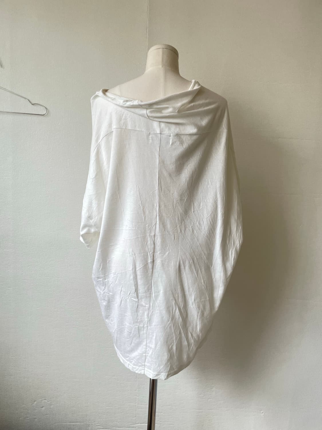 Japanese White Wrinkle Deep V-Neck 상품이미지6