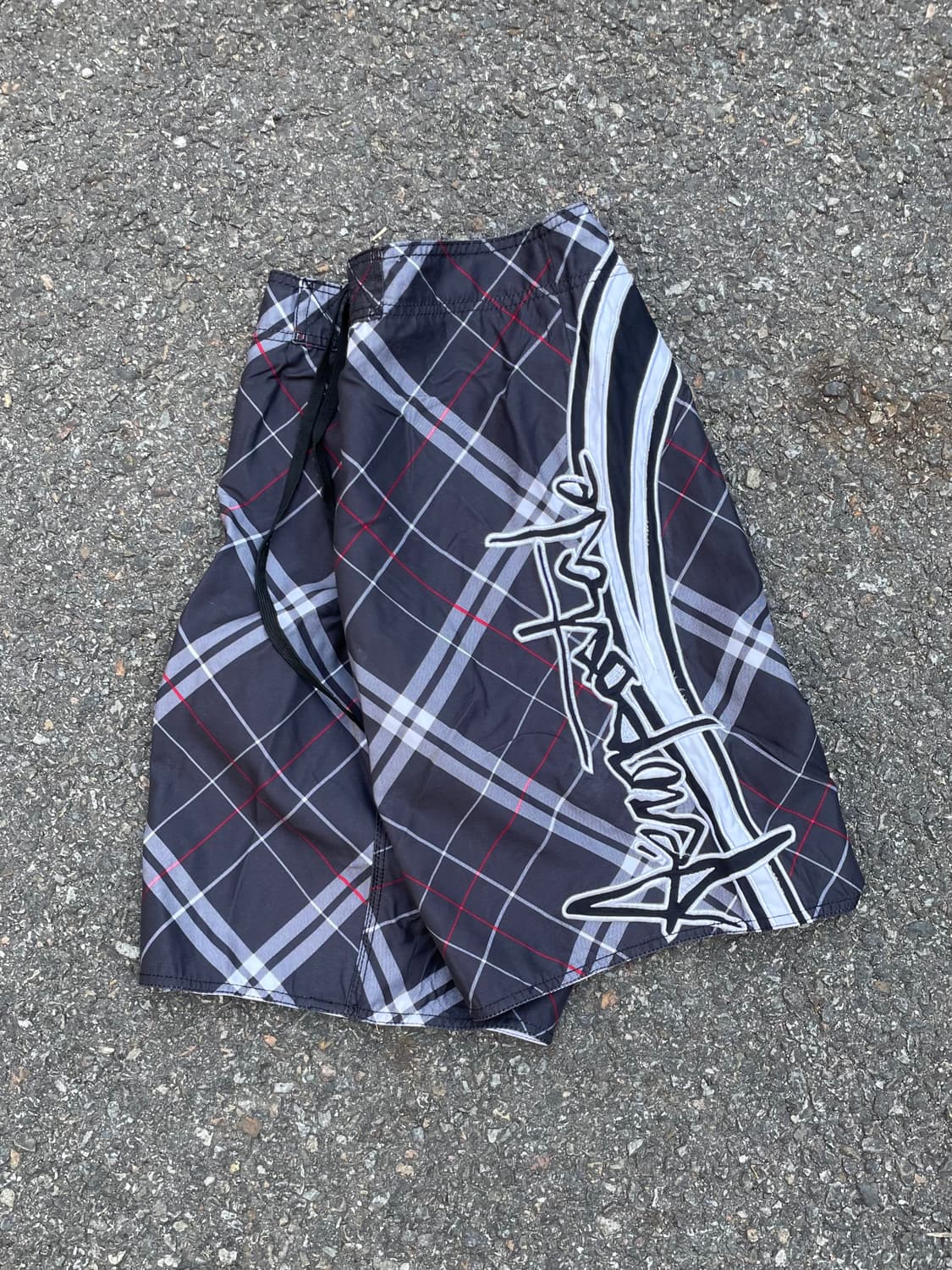 Aeropostale 에어로포스텔 타탄체크 아플리케 빅 자수 반바지 상품이미지2