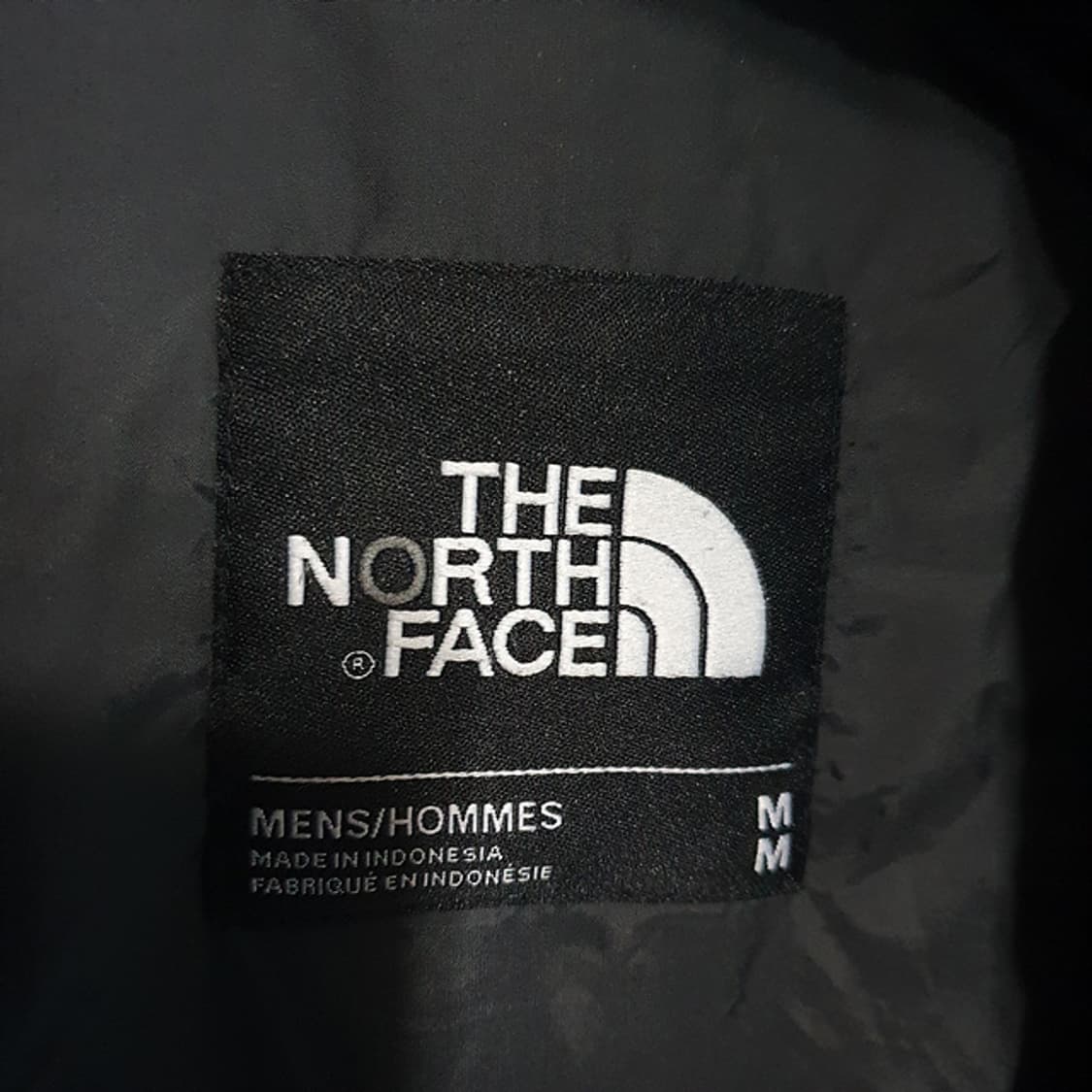 노스페이스 경량 패딩 M 상품이미지3