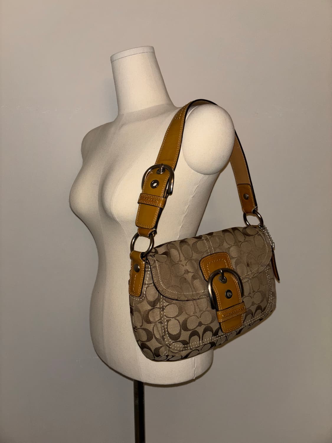 🚨연말세일🚨Coach signature Shoulder Bag 상품이미지3