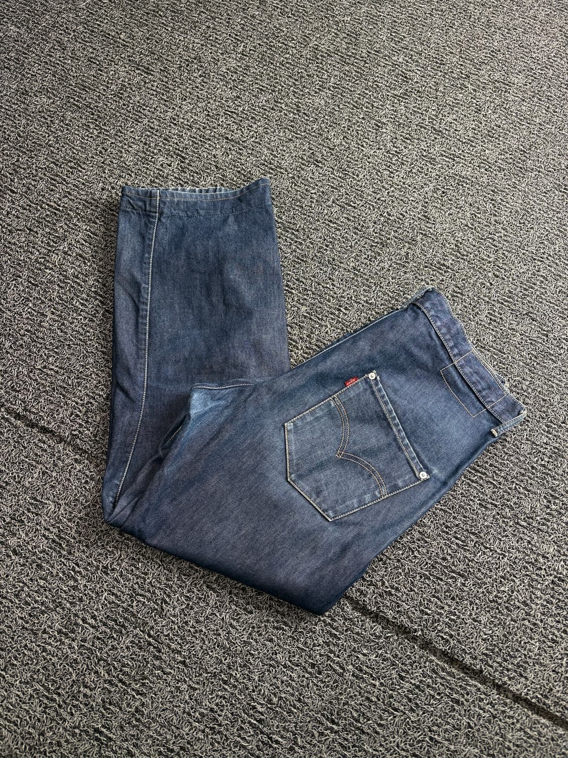 리바이스 엔지니어드 진 커브드 핏 데님 팬츠 3021 상품이미지1