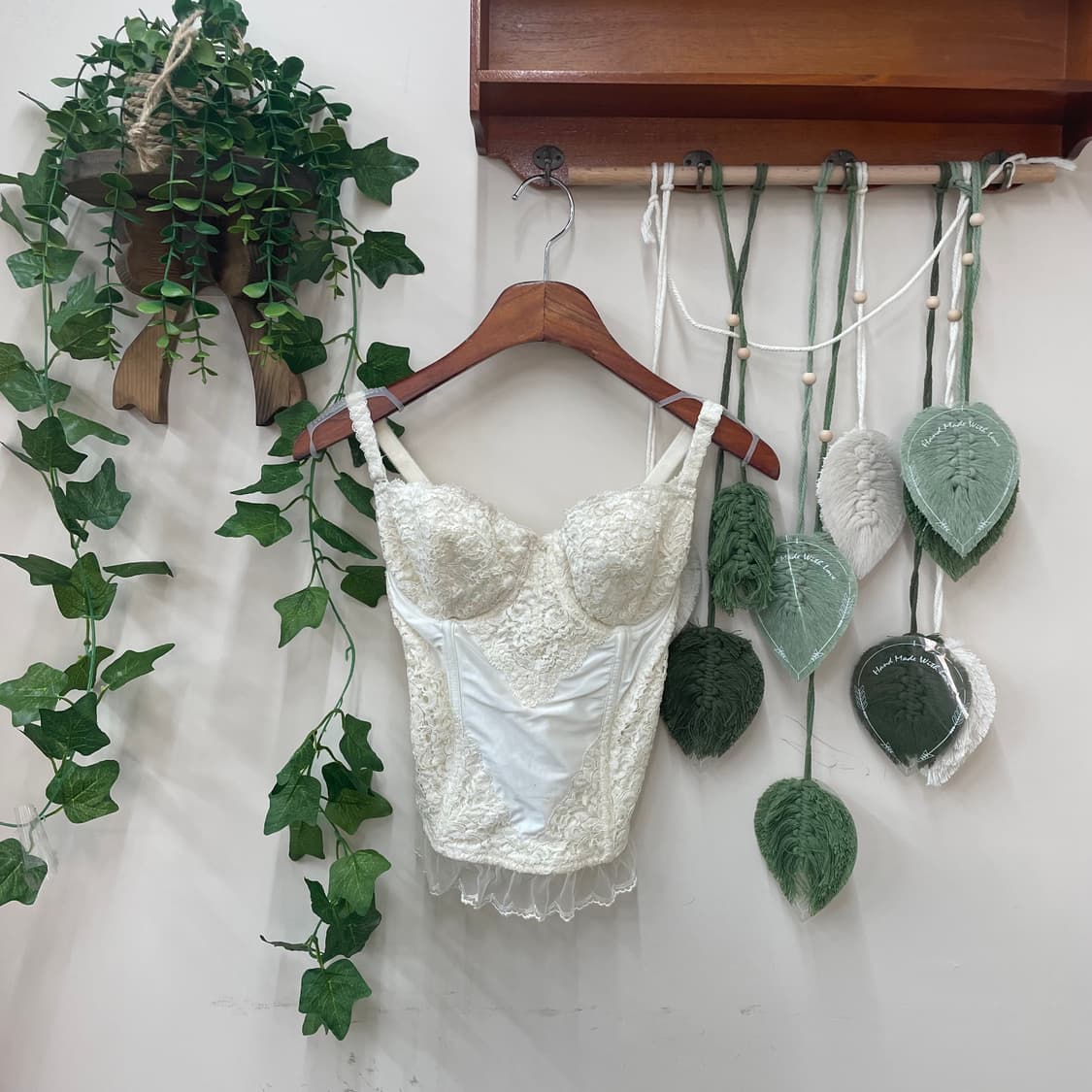 트라이엄프 인터네셔널 레이스 뷔스티에 코르셋 상품이미지1