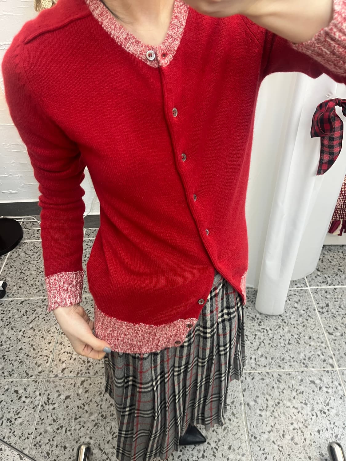 apple red cardigan 상품이미지2