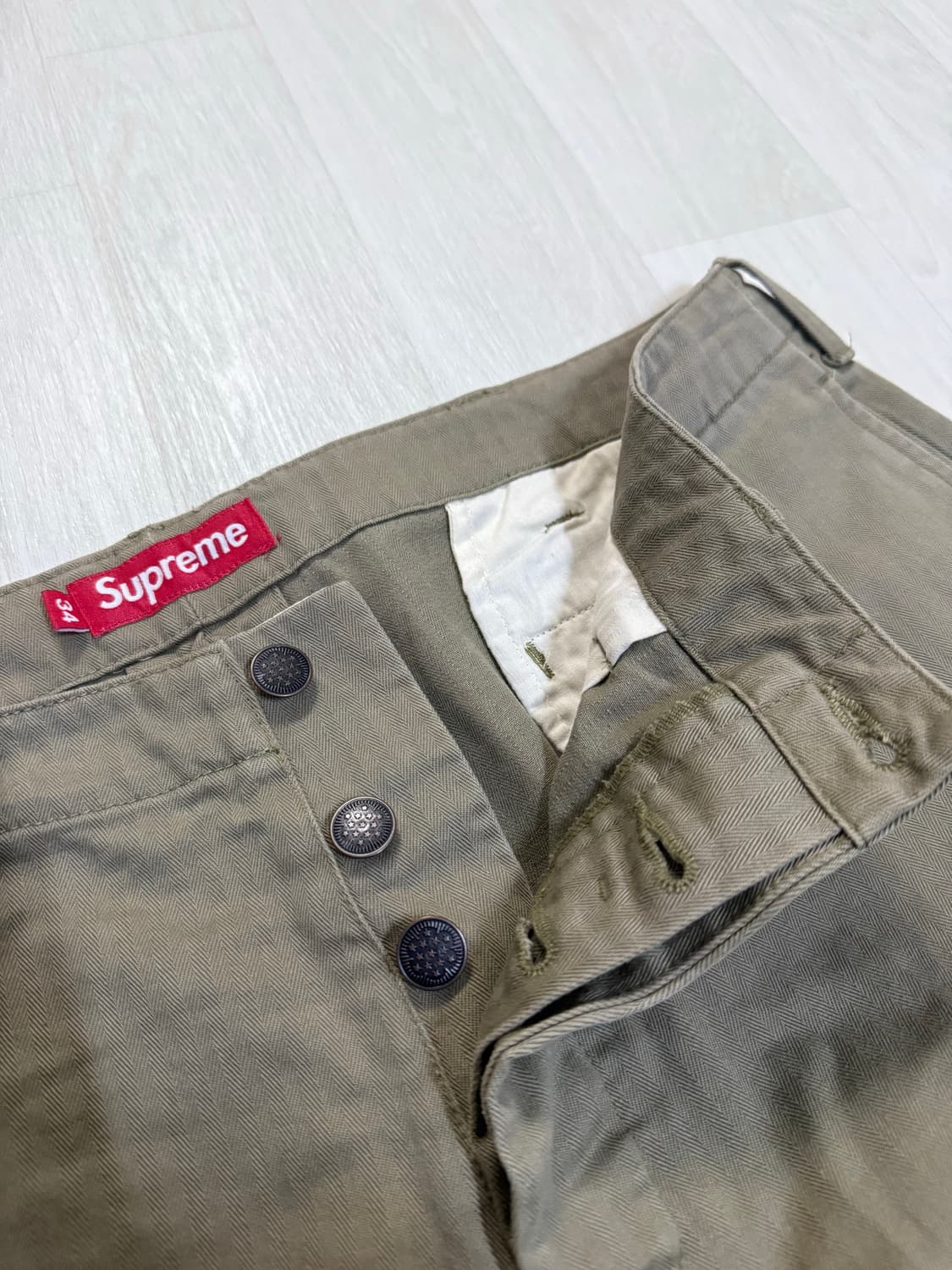 슈프림 24fw 헤링본 치노팬츠 상품이미지5
