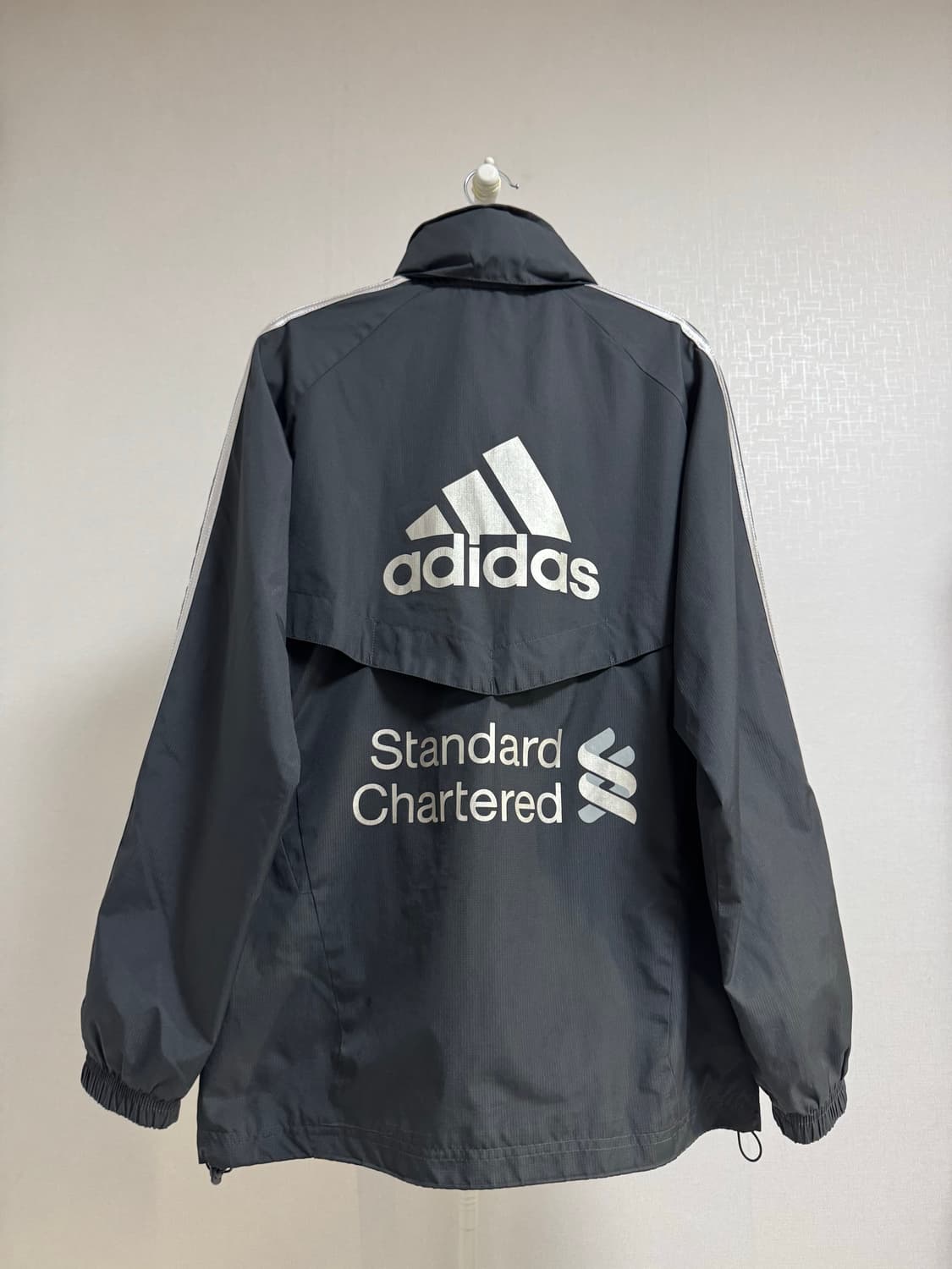 아디다스 리버풀 바람막이 M 상품이미지2