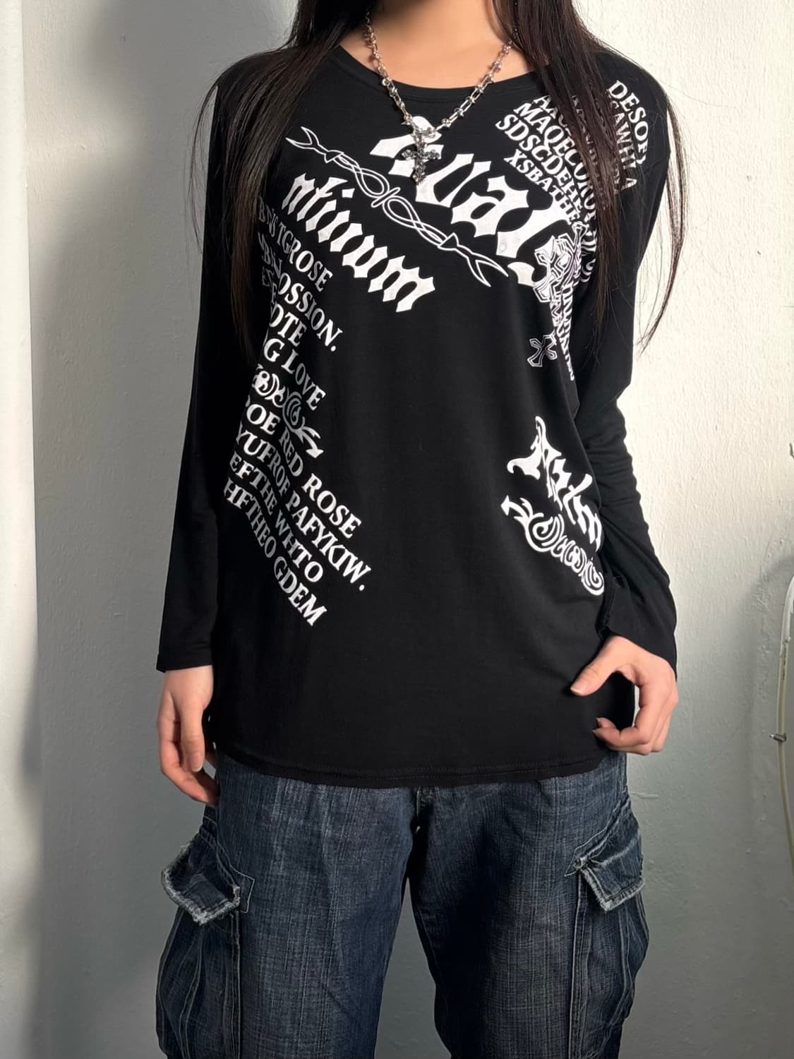 Vintage Black Graphic Long Sleeve 상품이미지2