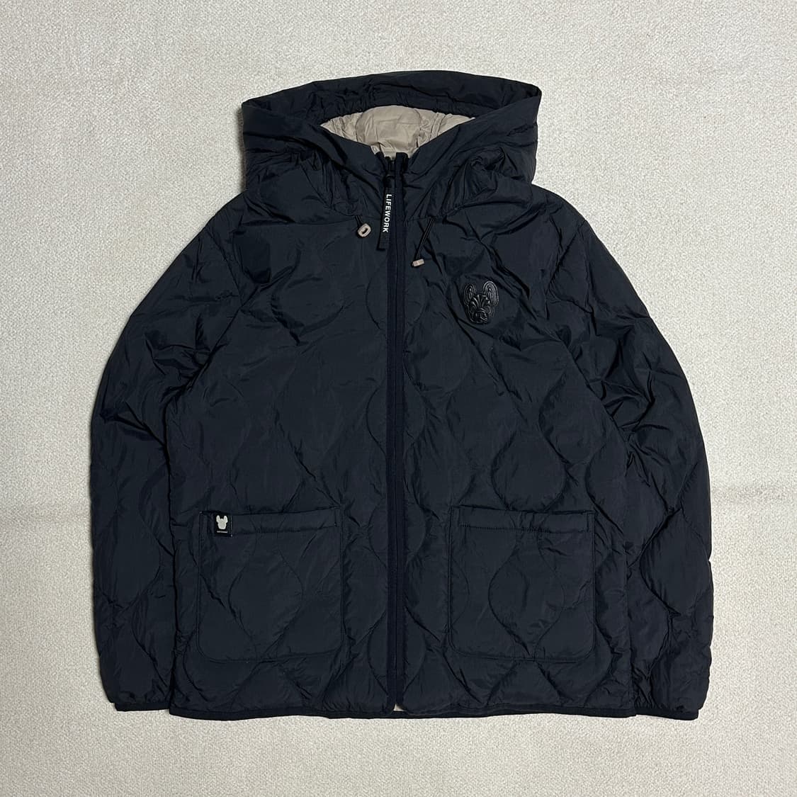 라이프워크 웨이브 퀄팅 라이트 후드 다운 점퍼 상품이미지2