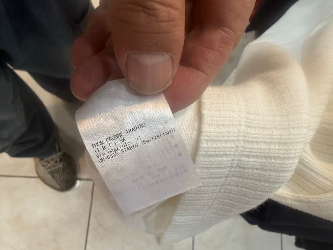 4/105 정품 톰브라운 마이크로써멀 니트반팔 팝니다 상품이미지6
