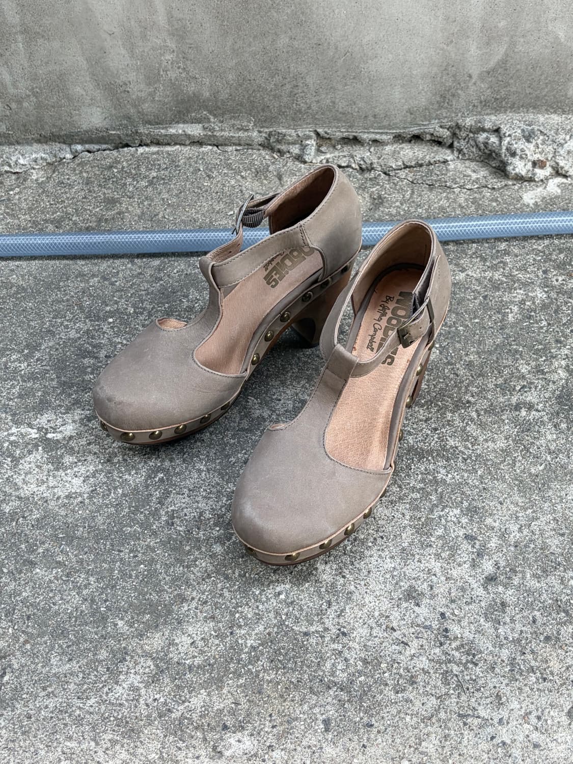 woodis stud platform heel 상품이미지2