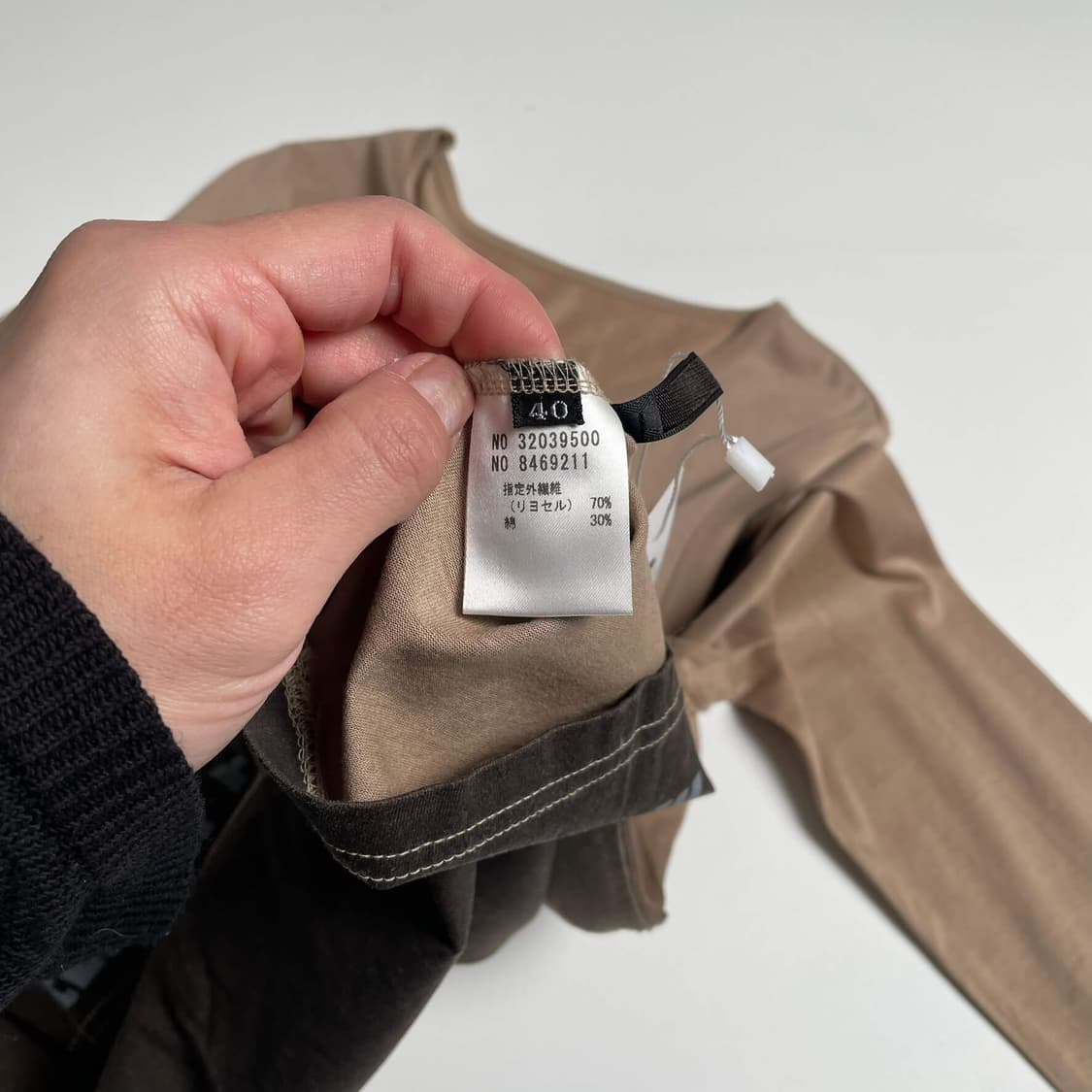 Aramis 그라데이션 비즈 롱슬리브 상품이미지7