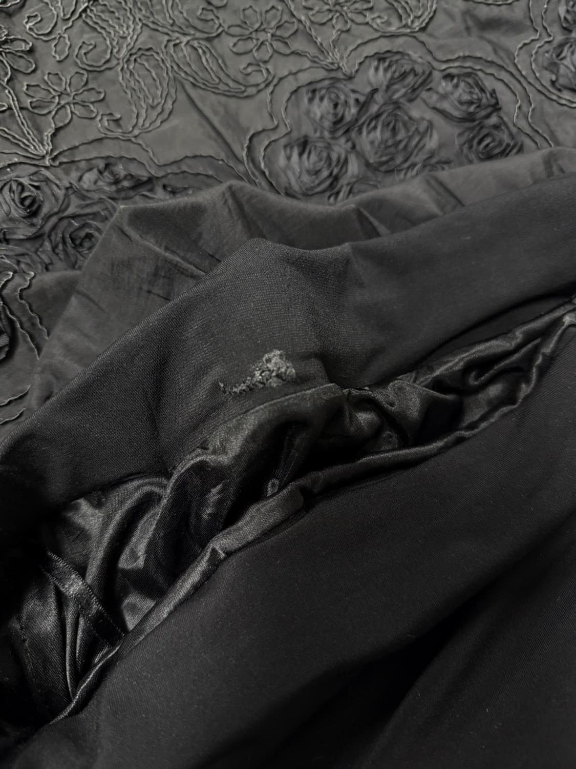 빈티지 블랙 로즈 플레어 미디 스커트 상품이미지4