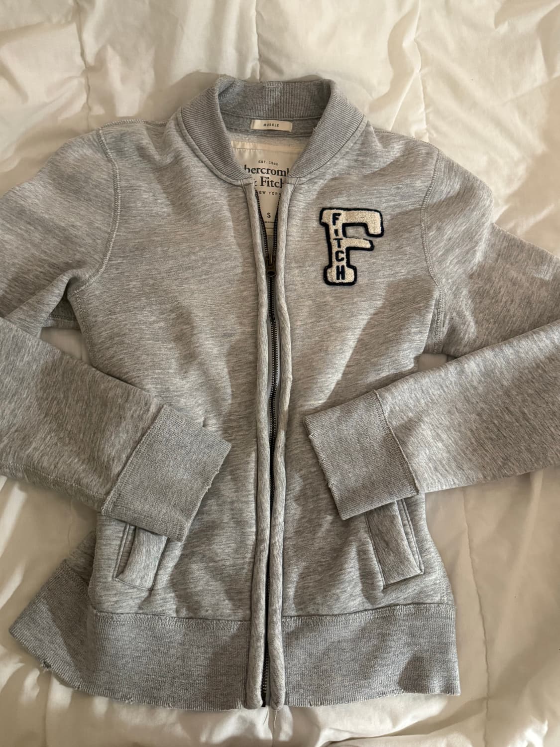 아베크롬비 그레이 바시티  상품이미지1