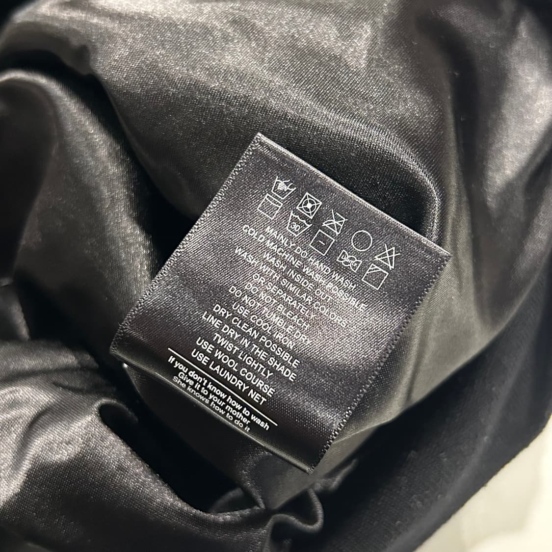 [48] UNDERAIR 용 자수 블랙/화이트 봄버 자켓 B204 상품이미지8