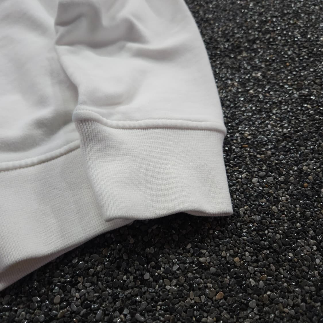 스톤아일랜드 와펜 빅로고 하프집업 스웻 셔츠 (M) 상품이미지4