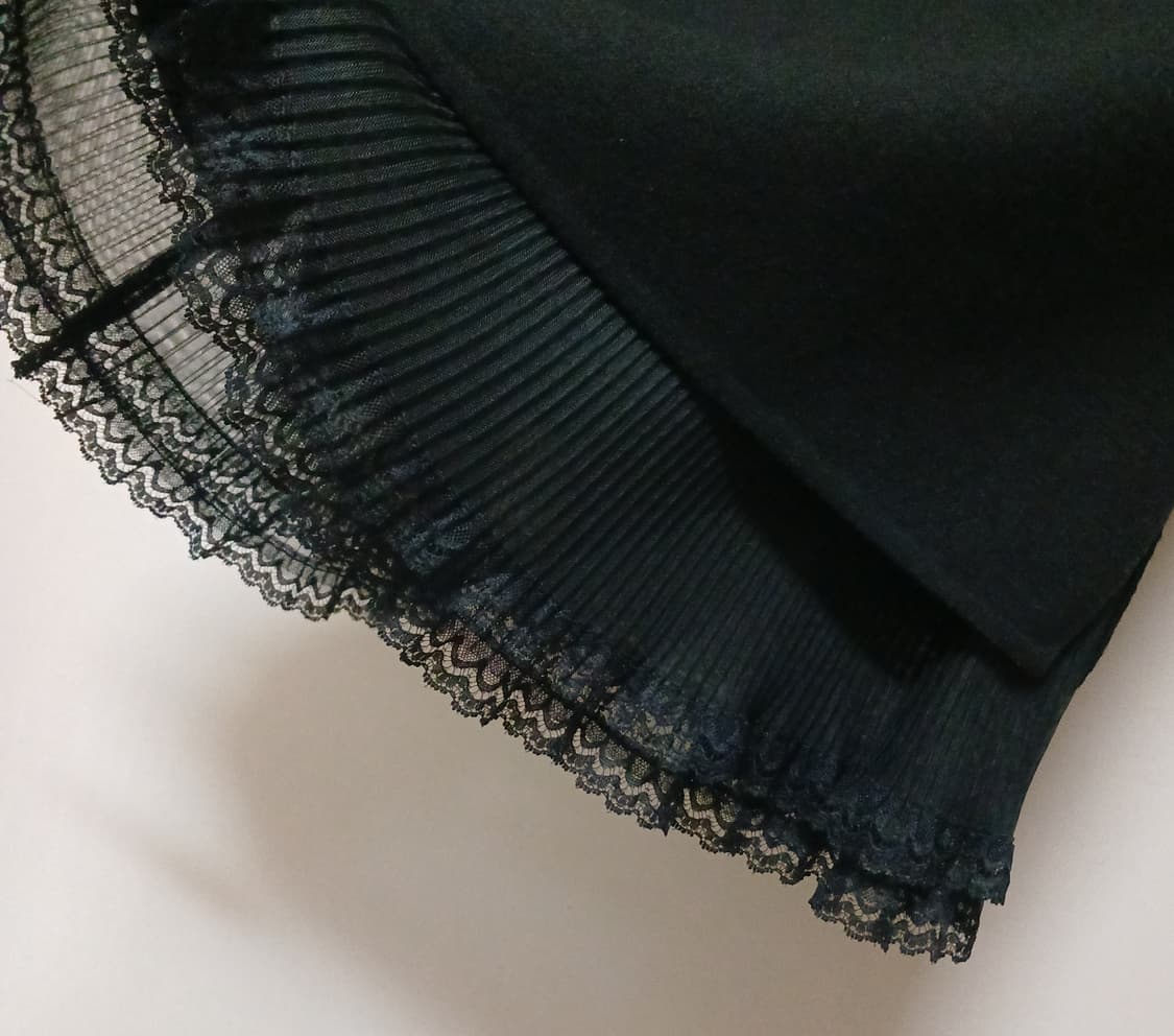 오즈세컨 O'2nd 자수장식 플리츠배색 도톰 원피스 상품이미지6