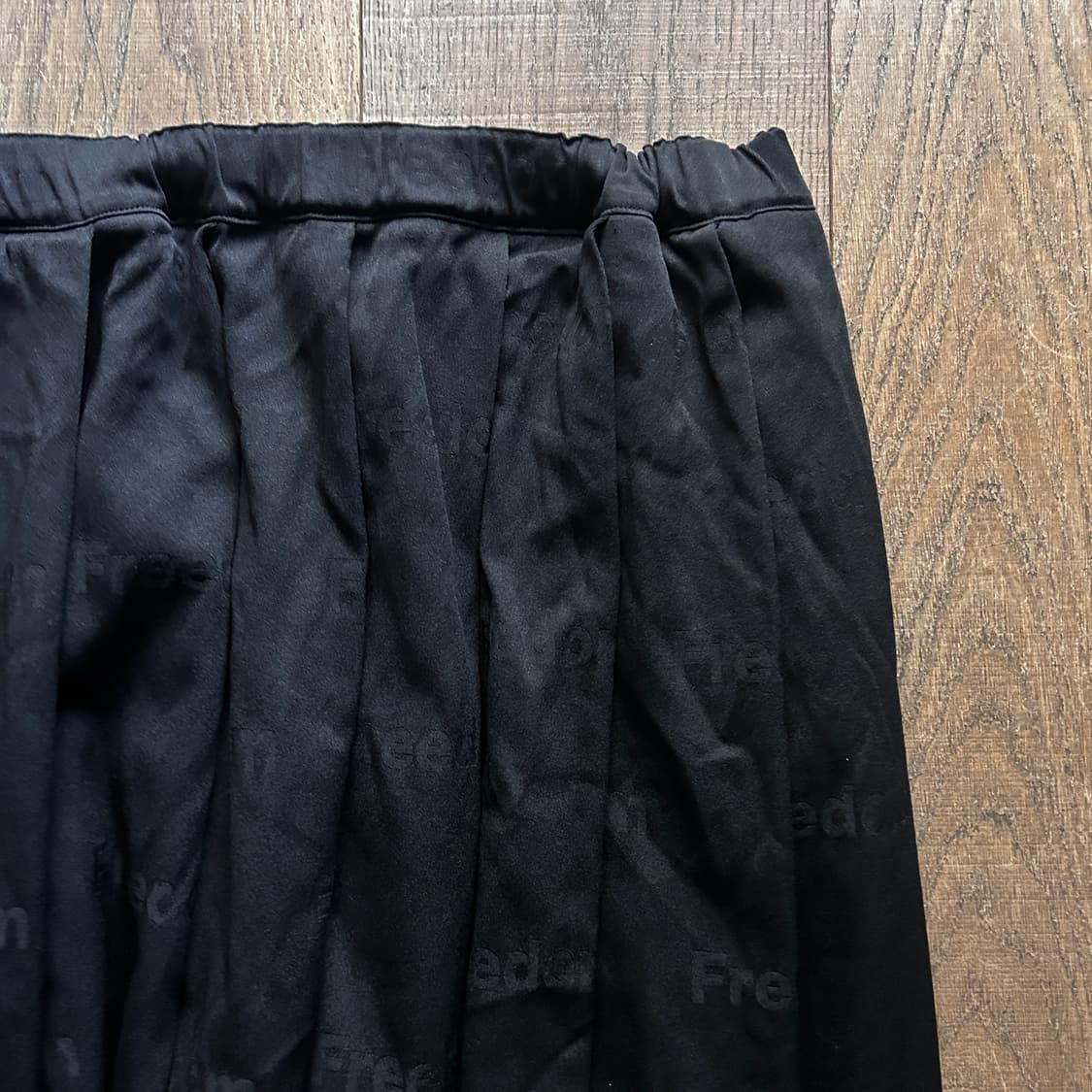 Freedom Message Volume Pleats Skirt 상품이미지5