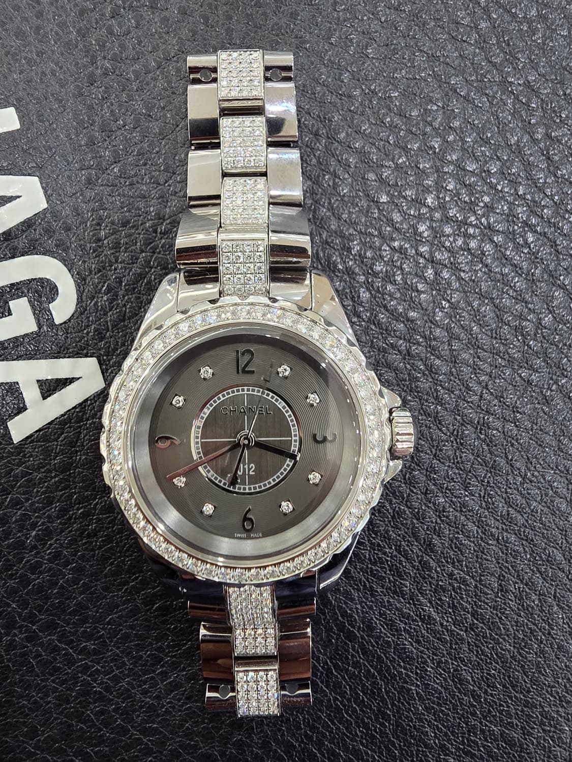 샤넬 세라믹 다이아 시계 정품 상품이미지4