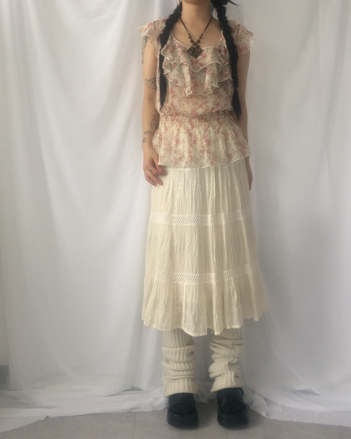 Flower pattern frill blouse 상품이미지1