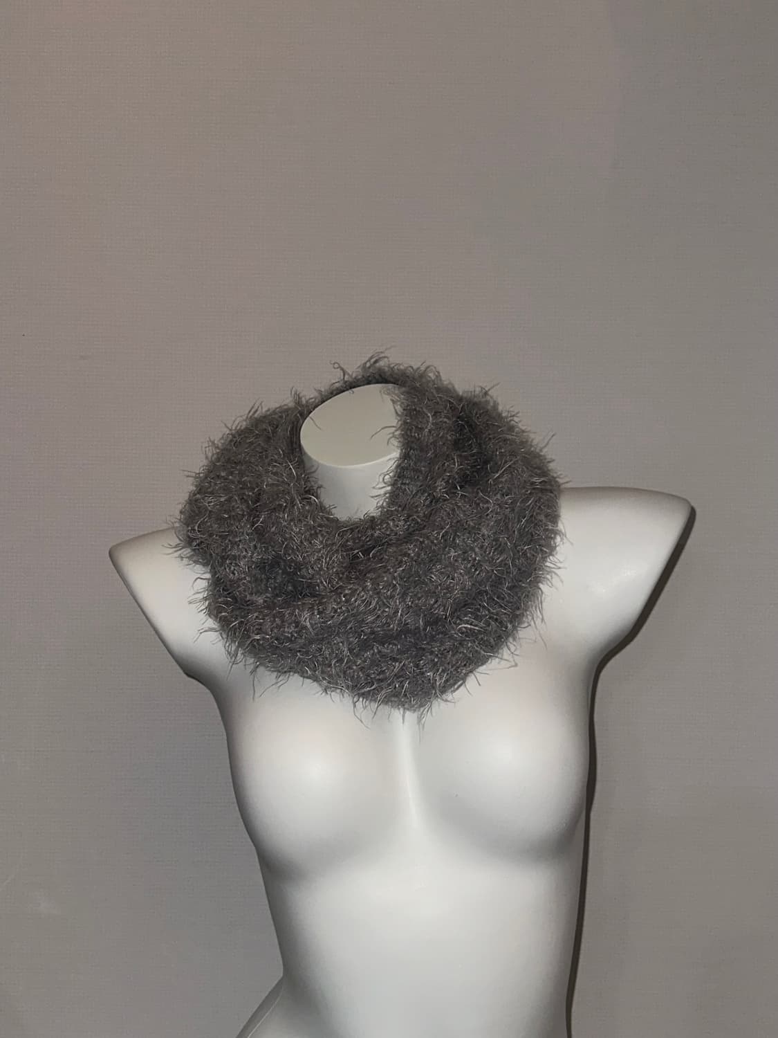 빈티지 그레이 퍼니트 넥 워머 상품이미지1