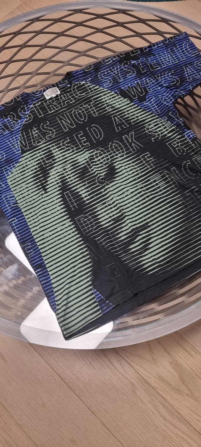 CAV EMPT 그래픽 티셔츠 (Made in Japan)
 상품이미지1