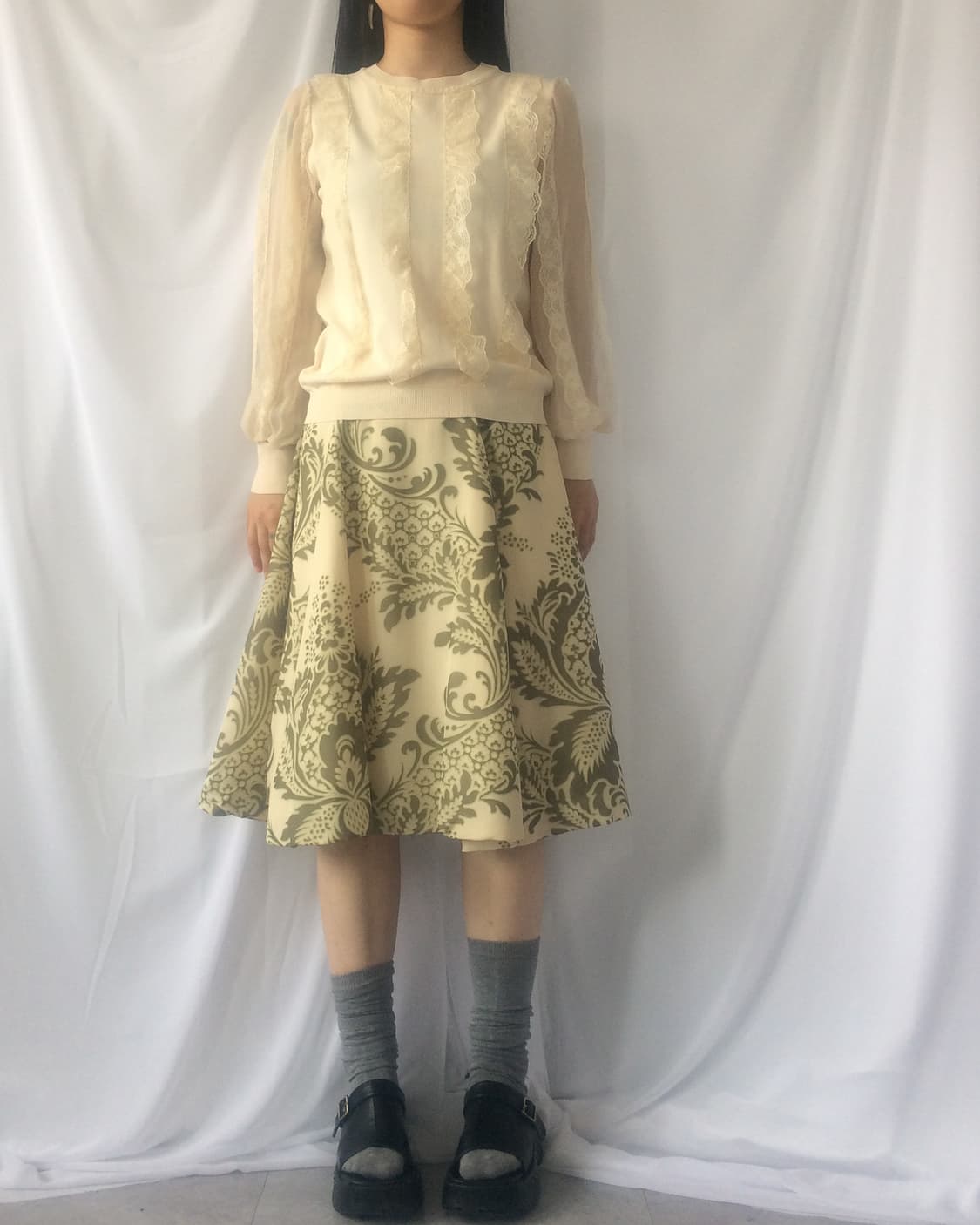 Lace trimming top 상품이미지1