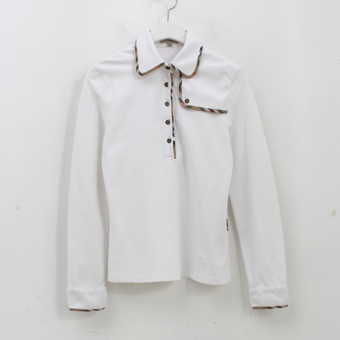 버버리 체크 화이트 카라티 pk셔츠 상품이미지2