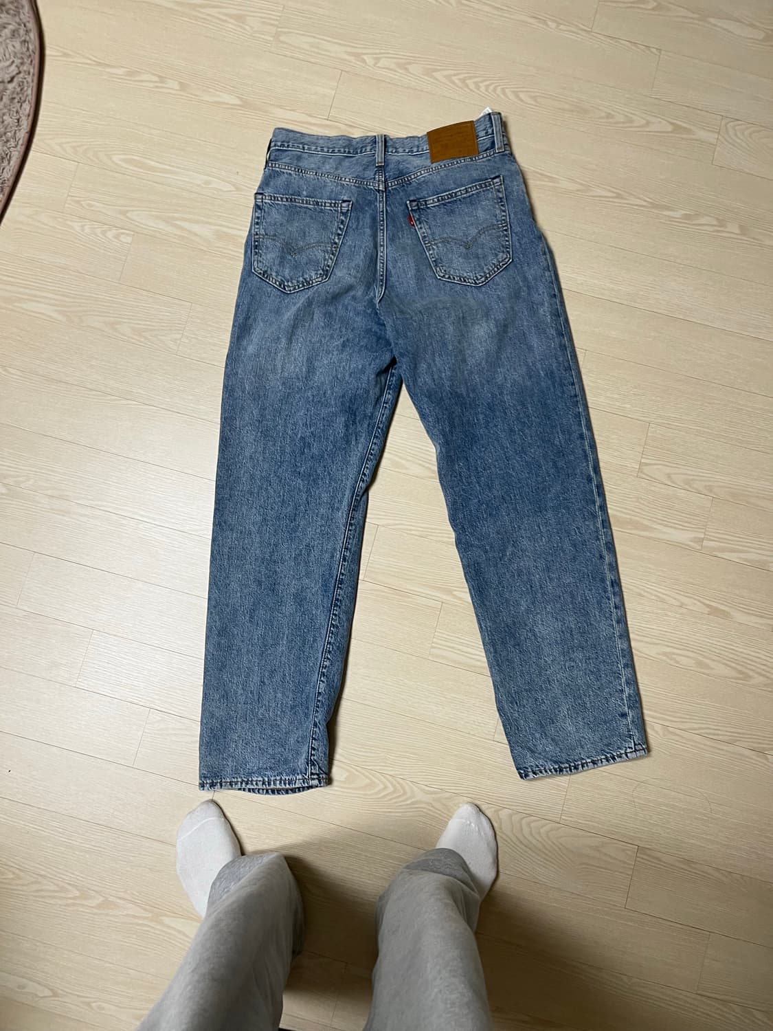 리바이스 568 루즈 스트레이트 라이트웨이트 진 상품이미지2