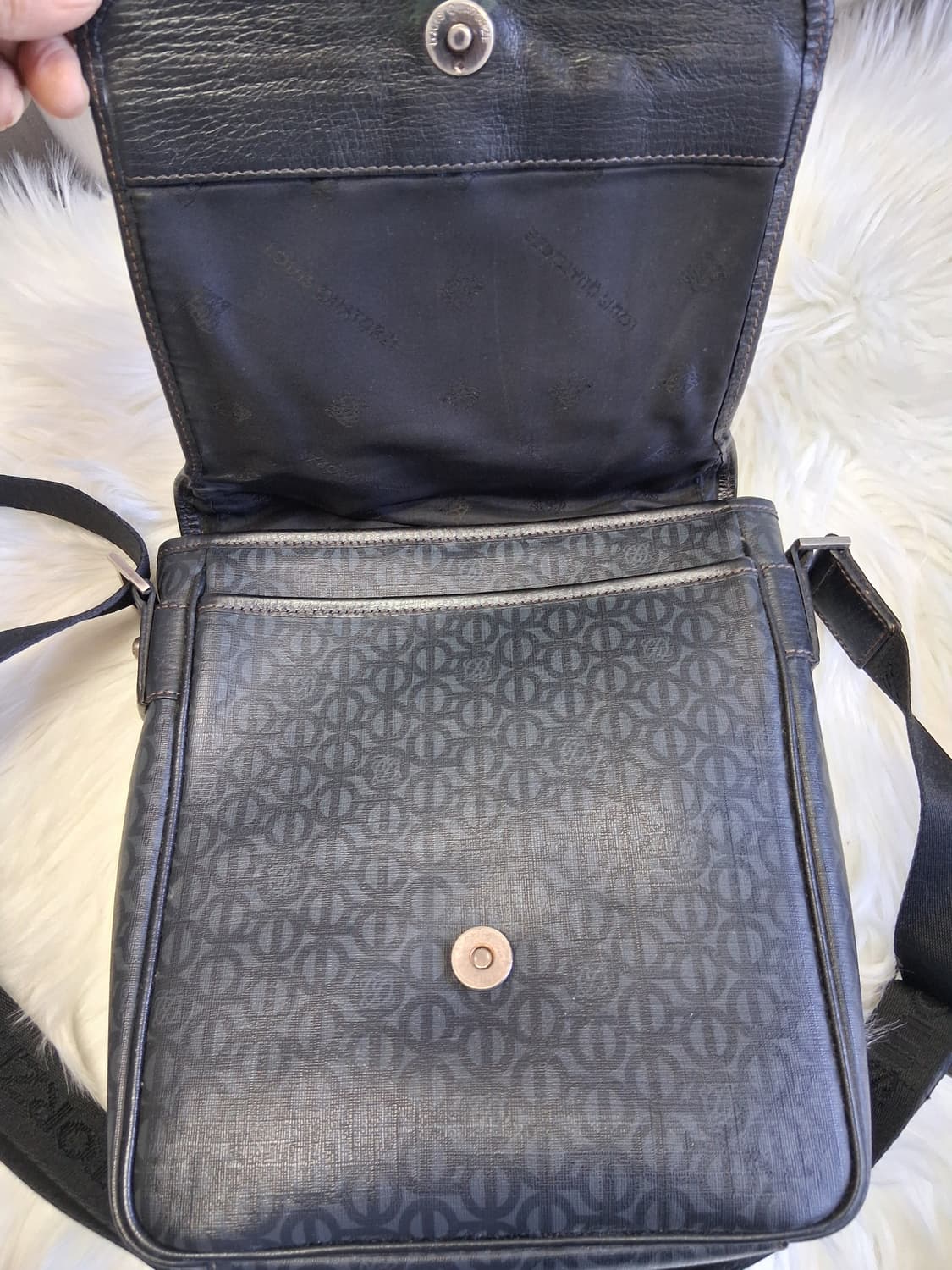 루이까또즈 남성 크로스백 블랙#신품급# 상품이미지3